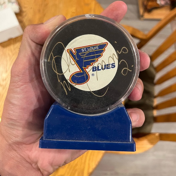 Signed Al mccinnis game puck for St Louis Blue Fans! - Picture 1 of 1
